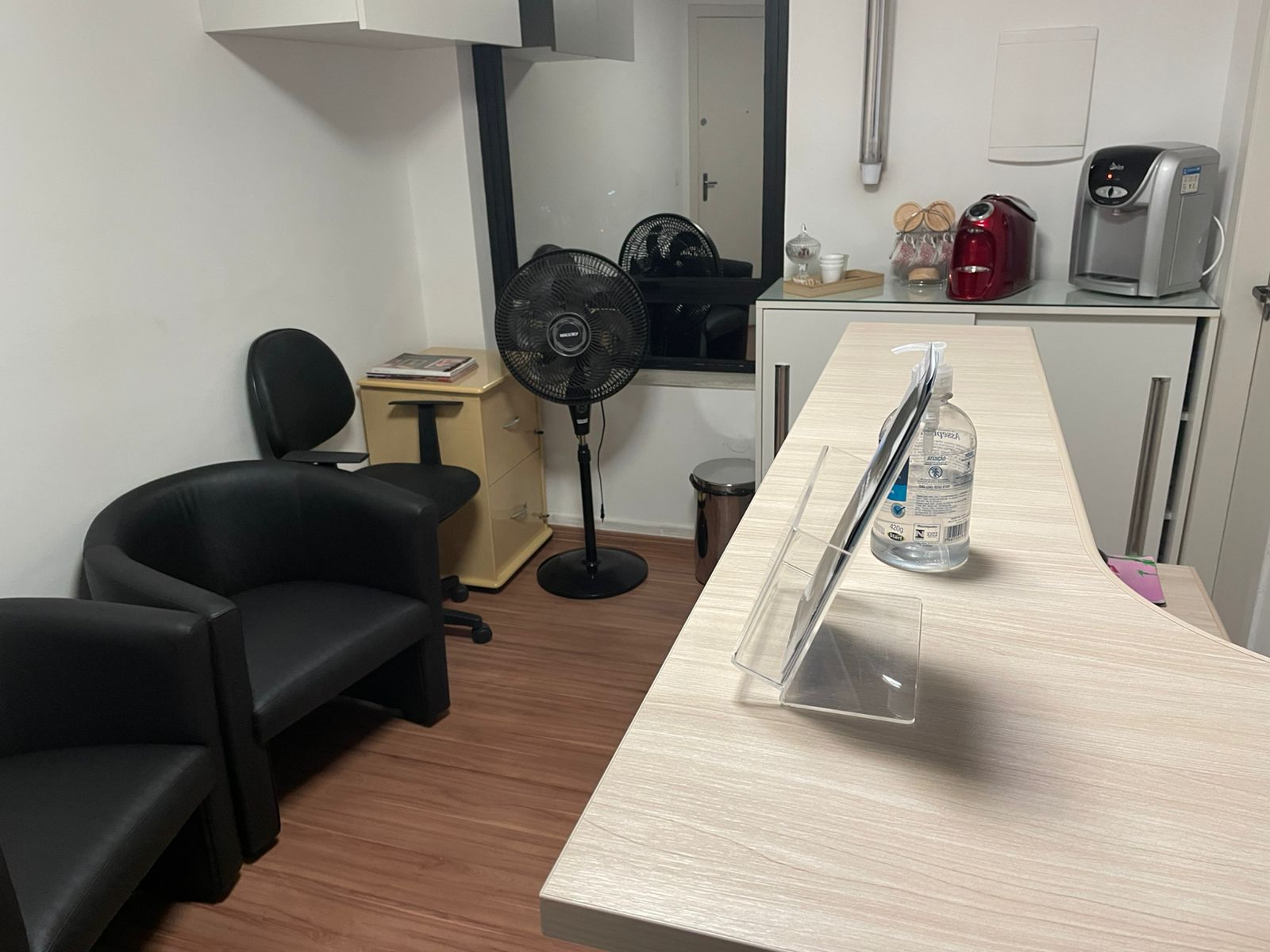 Imagem - CONSULTÓRIO MÉDICO PRÓXIMO AO METRÔ ANA ROSA - ALUGUEL POR 4H.CÓD.20898