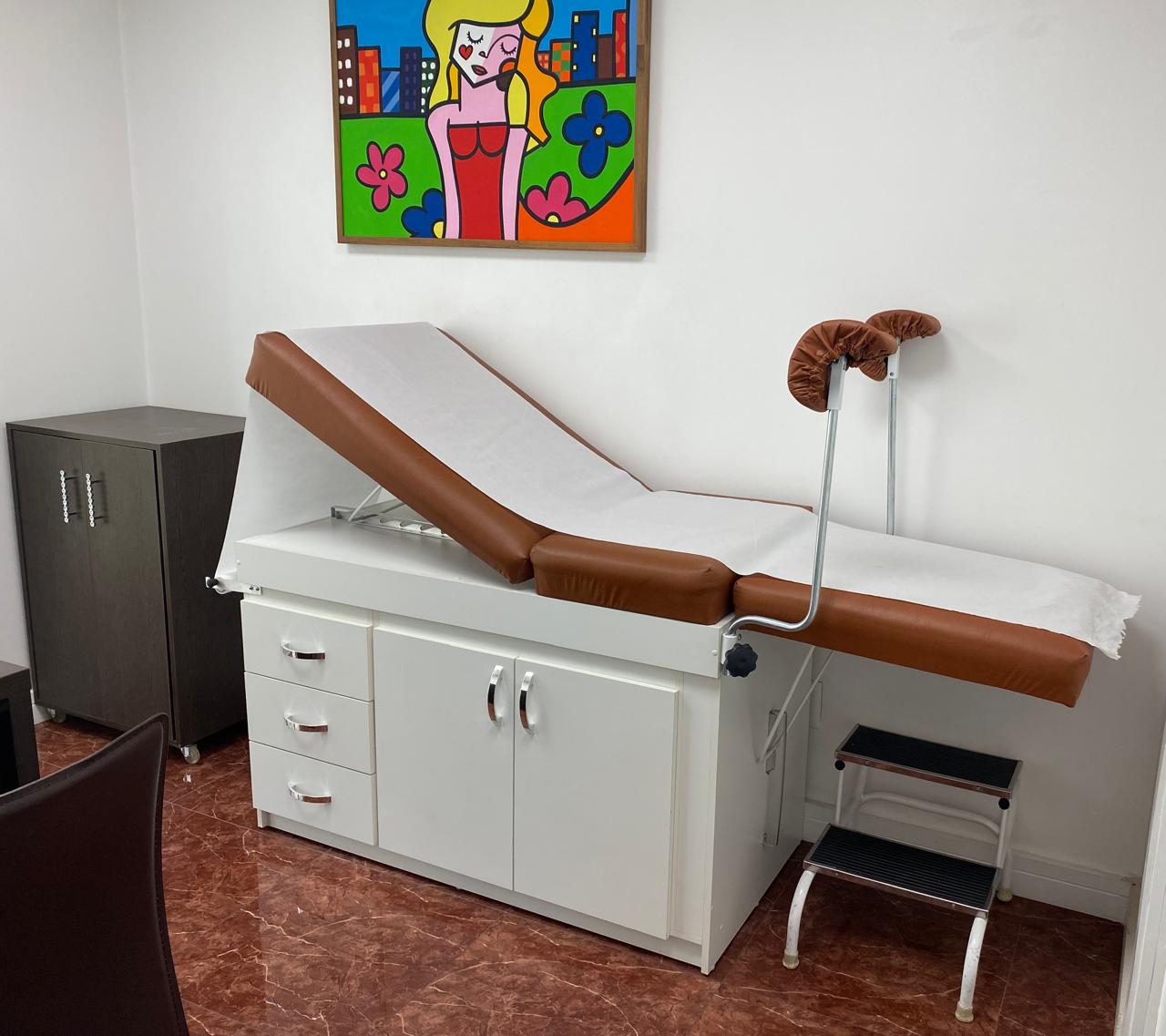 Imagem - VENDE-SE MACA GINECOLÓGICA.CÓD.20517