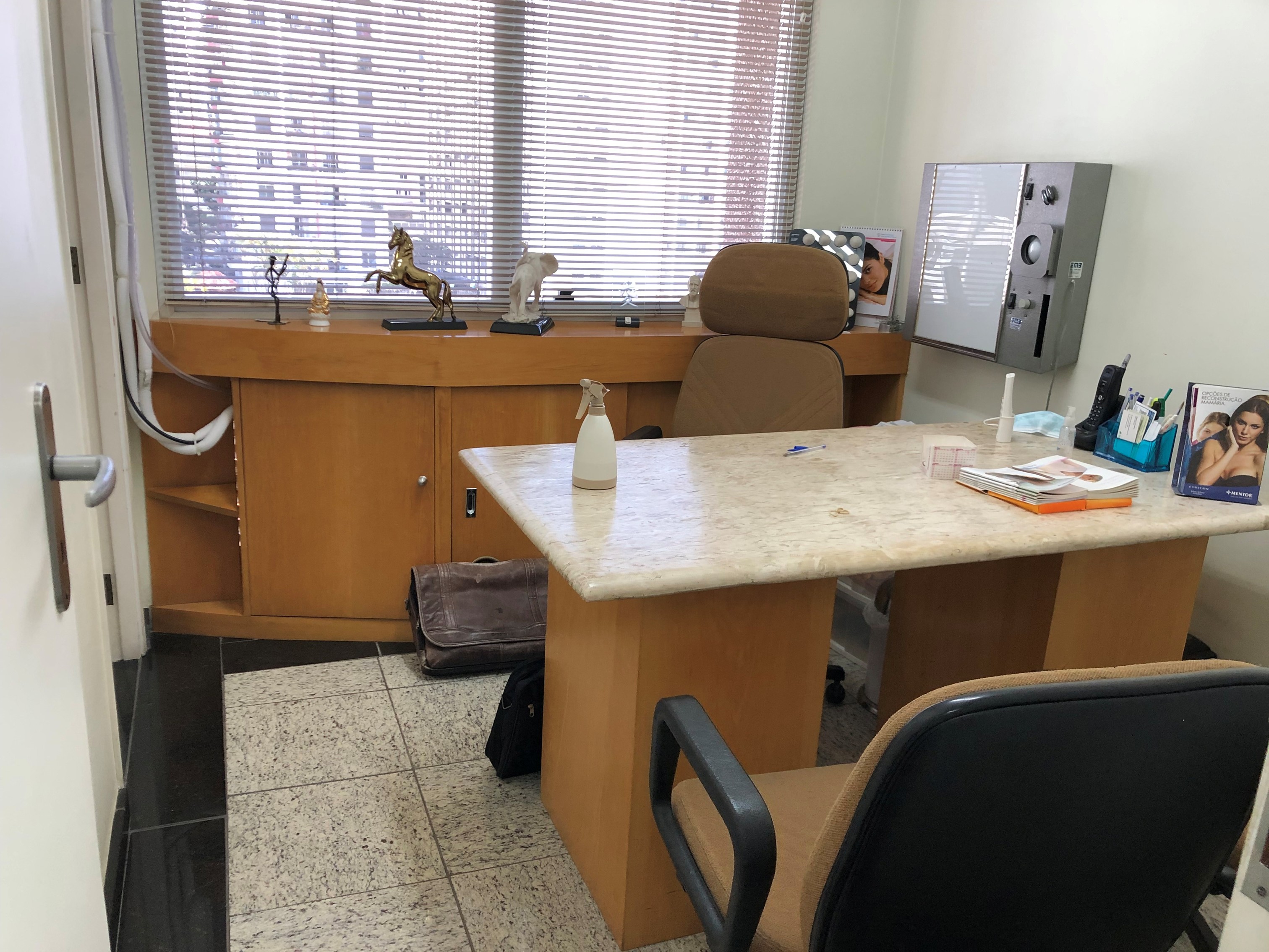 Imagem - LOCAÇÃO OU VENDA DE CONSULTÓRIO MÉDICO – CÓD. 26701