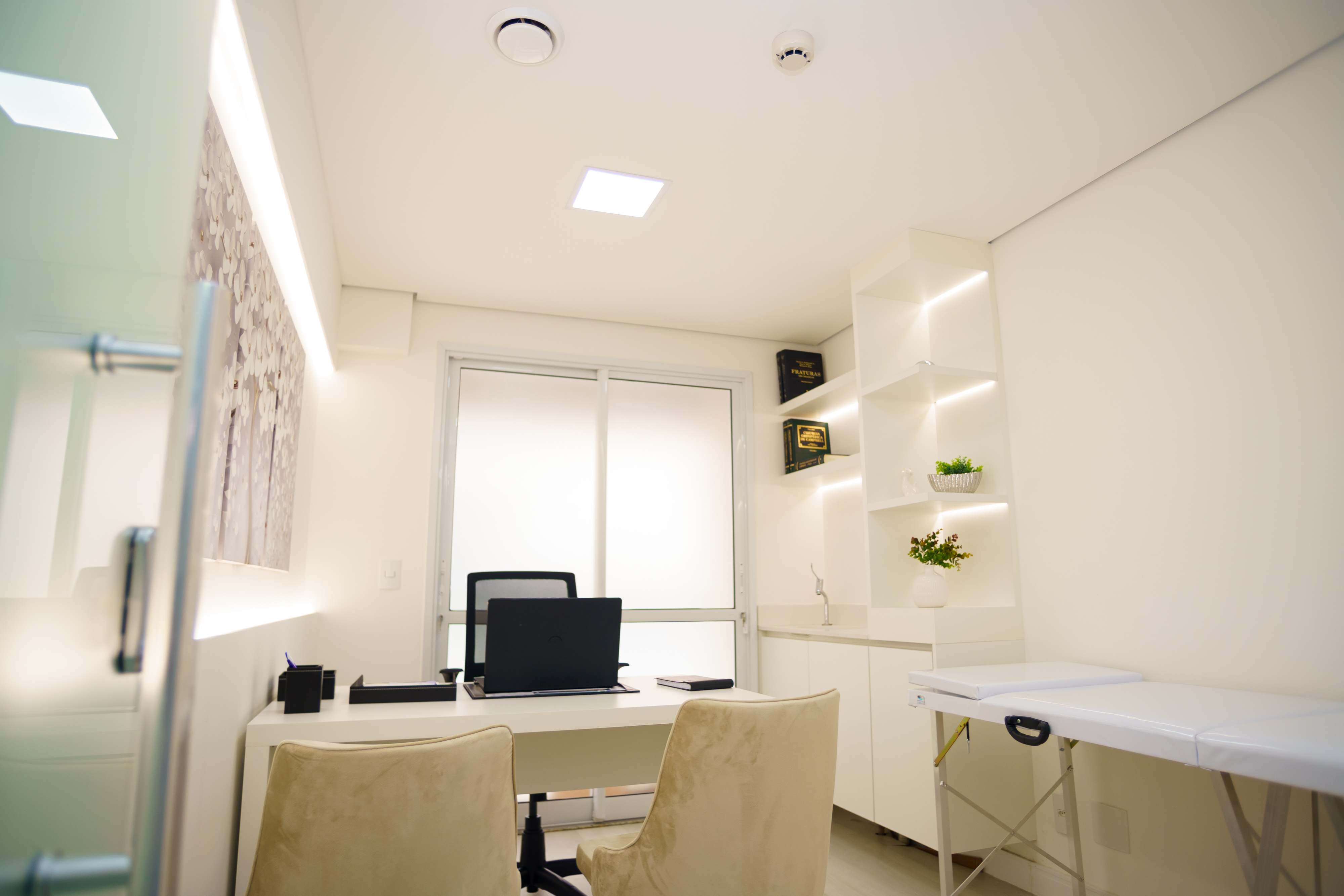 Imagem - ALUGUEL DE PERÍODOS EM SALA MÉDICA – CÓD. 25268