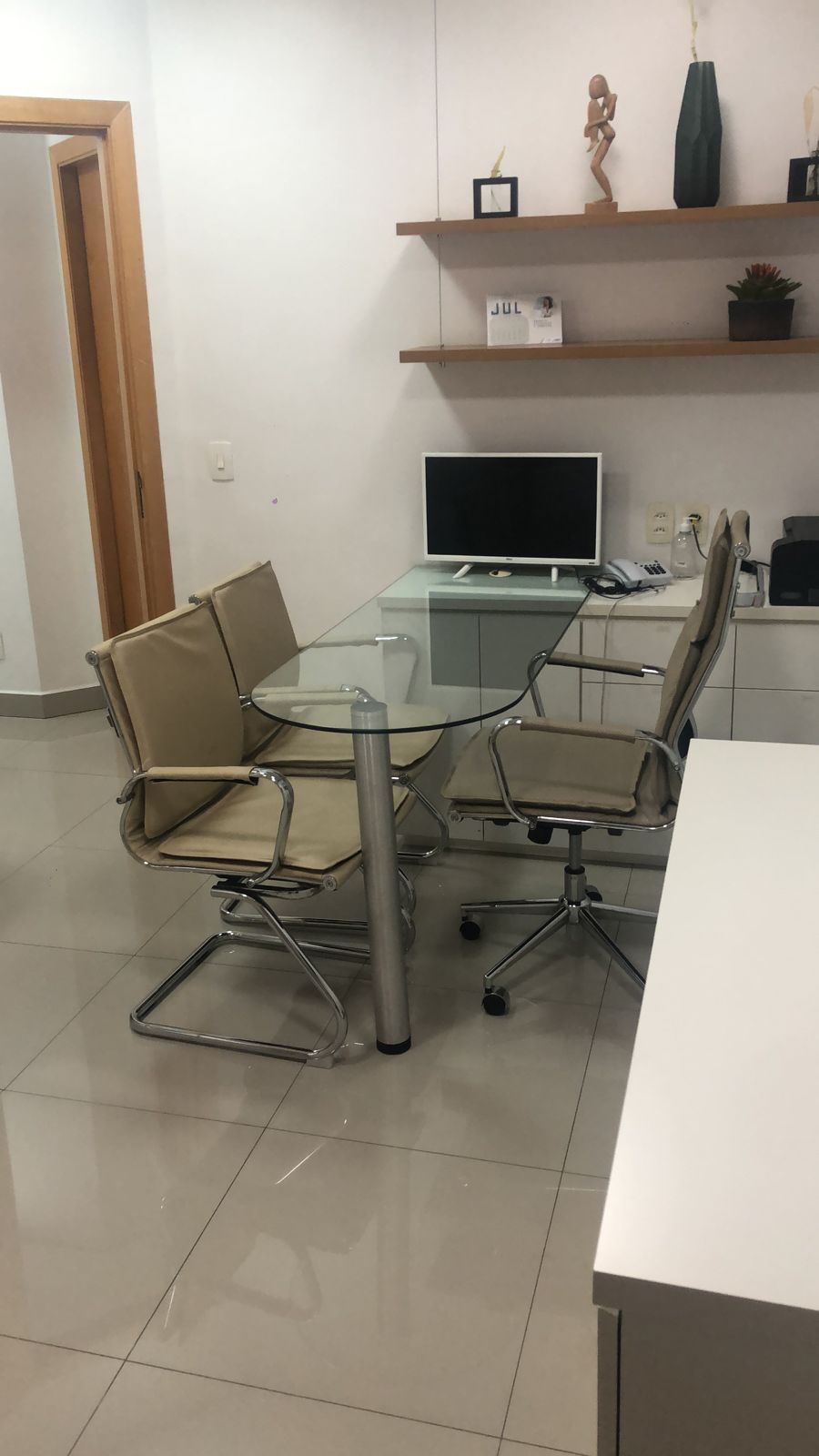 Imagem - ALUGAM-SE PERÍODOS CLÍNICA – ACLIMAÇÃO COD.13642